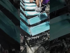 中華工場で撮影されたインソールの放出剤の生産プロセス